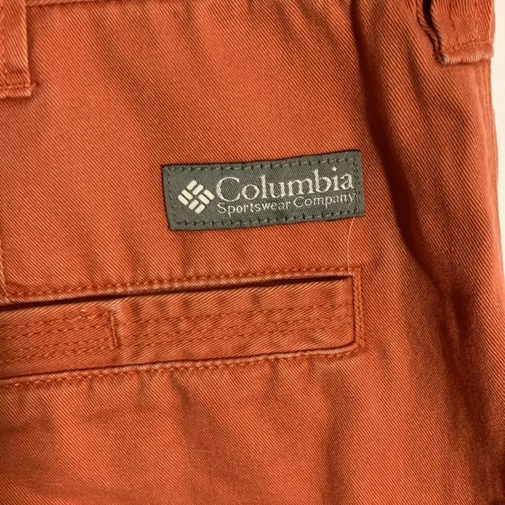 Columbia Men’s Cargo pants, Size 40, gently used condition